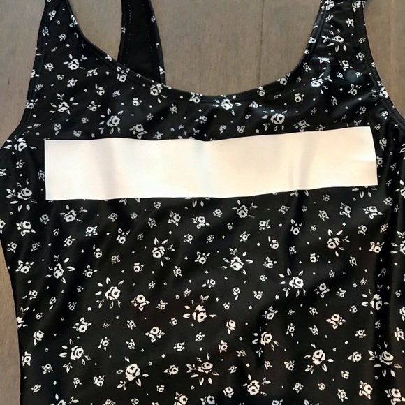 BNWOT swimsuit from ASOS size XS - Picture 2 of 6